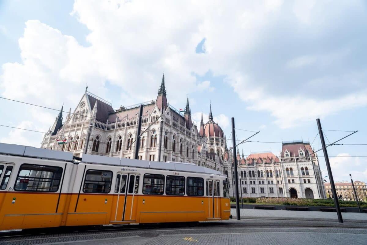 Lovely Downtown Apartment Close To The Basilica Budapest Exterior foto